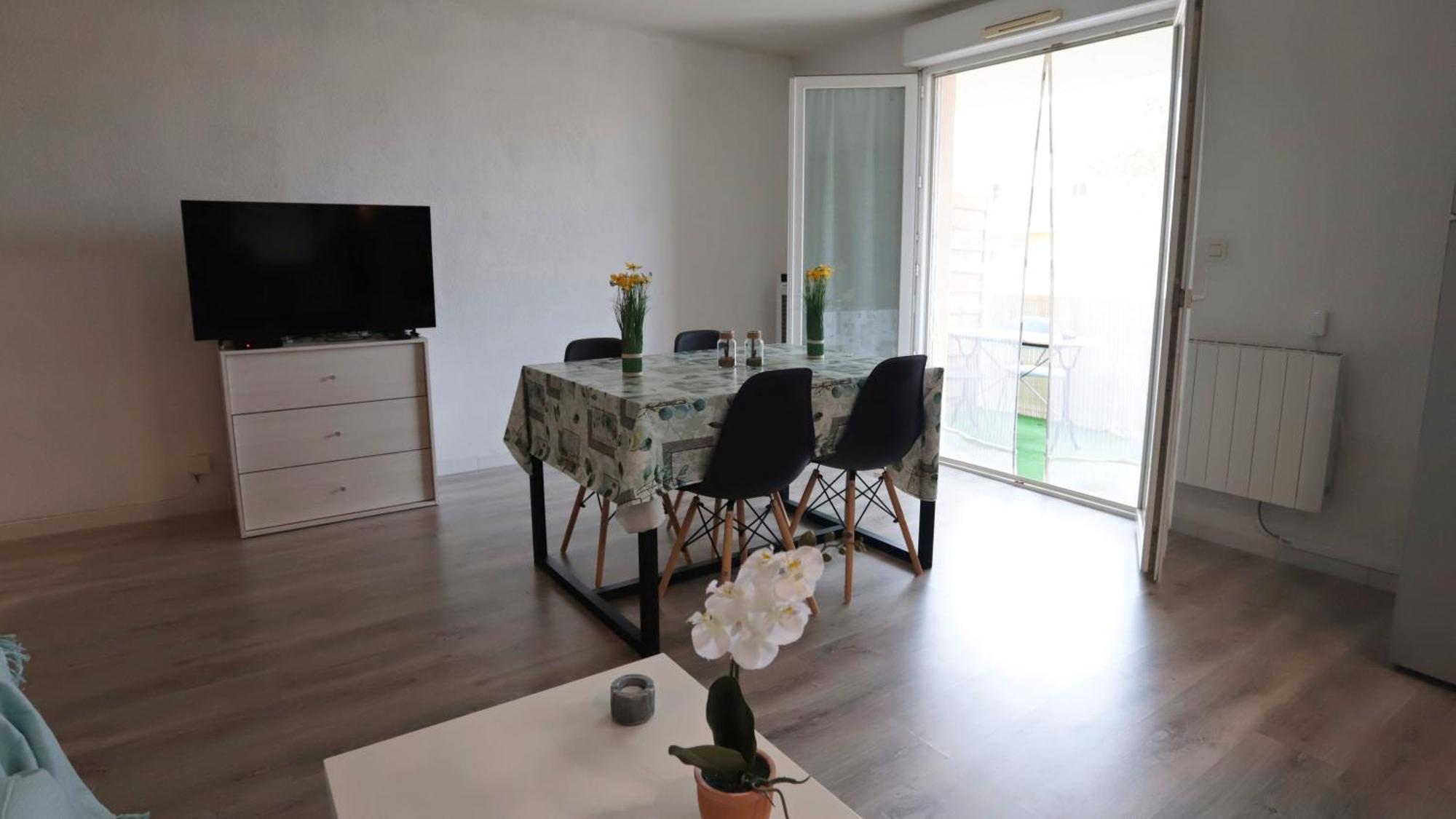 Appart T2 Dans Residence Calme Parking Prive Gratuit Мирамас Экстерьер фото