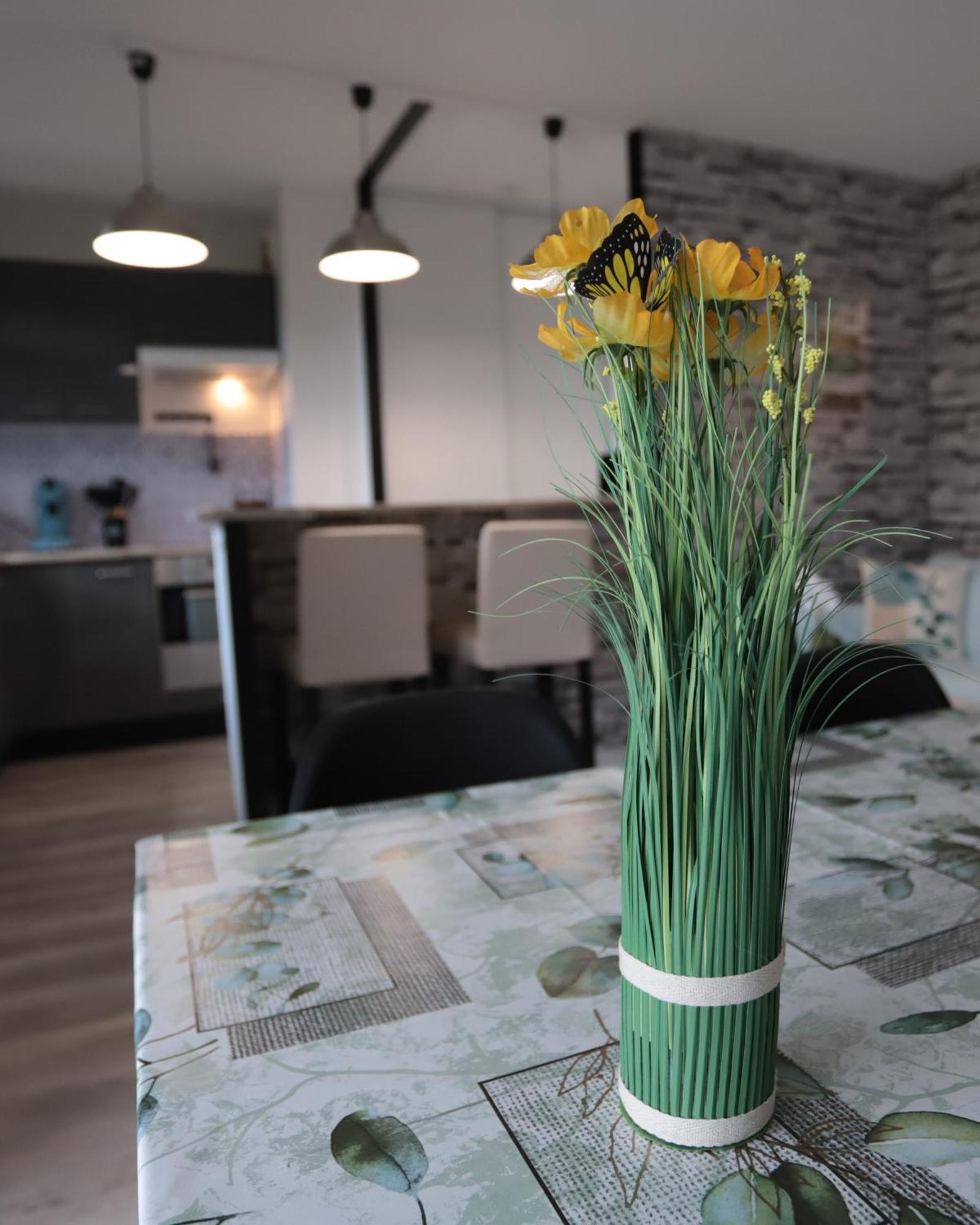 Appart T2 Dans Residence Calme Parking Prive Gratuit Мирамас Экстерьер фото